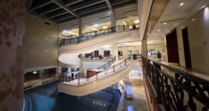 Jurong Yukun MOLTON Hotel