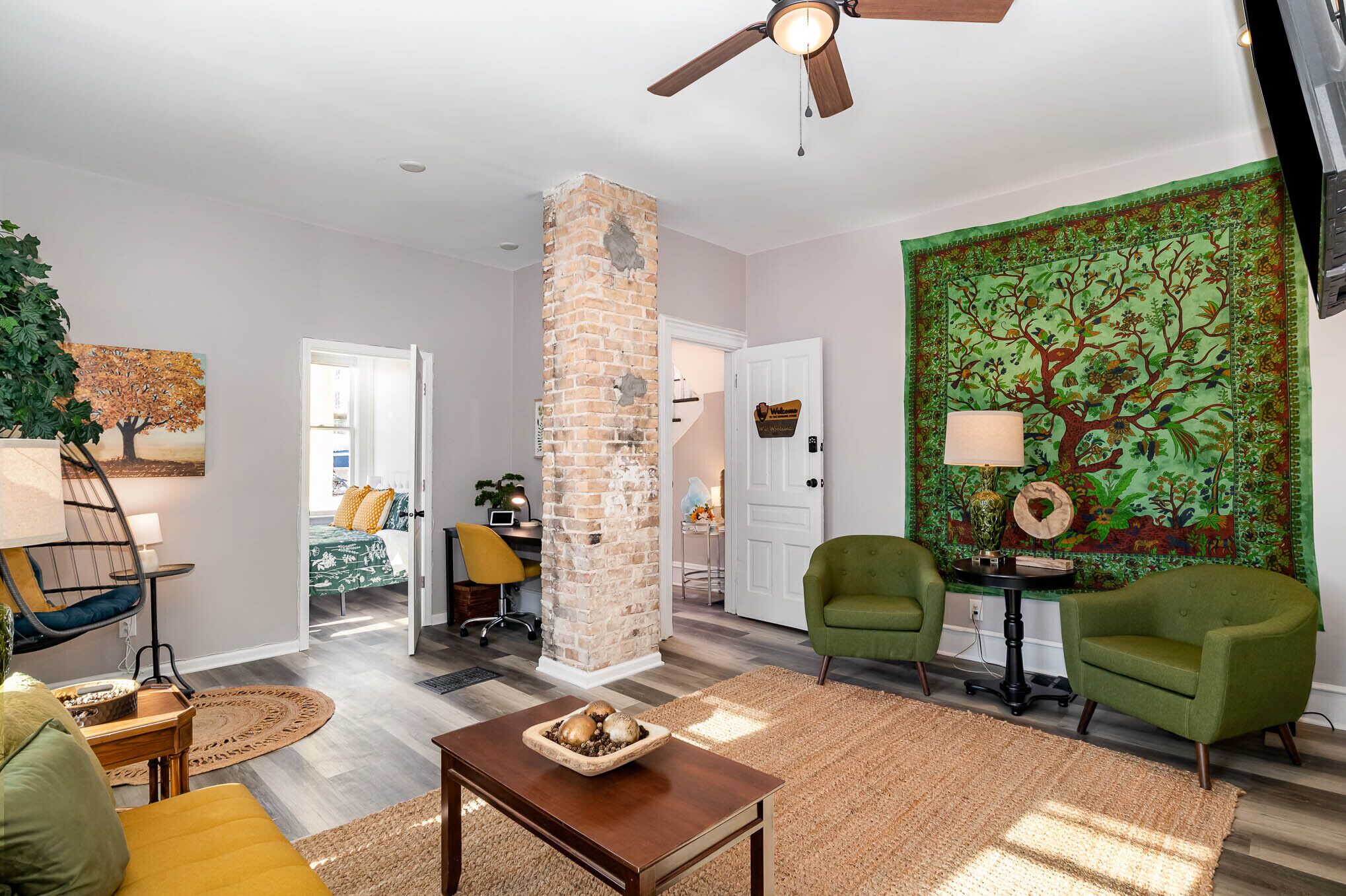 The Sunshine House: Three Units in One!