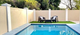 Highend resort with 8 units condos in romantic Boucco Tobago  (B)