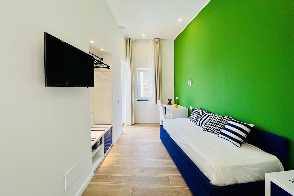Phòng Tiêu chuẩn | 1 phòng ngủ, minibar, két bảo mật tại phòng, bàn