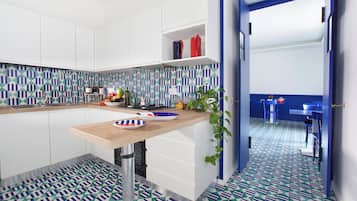 Villa, vistas al mar | Cocina privada | Hervidor eléctrico