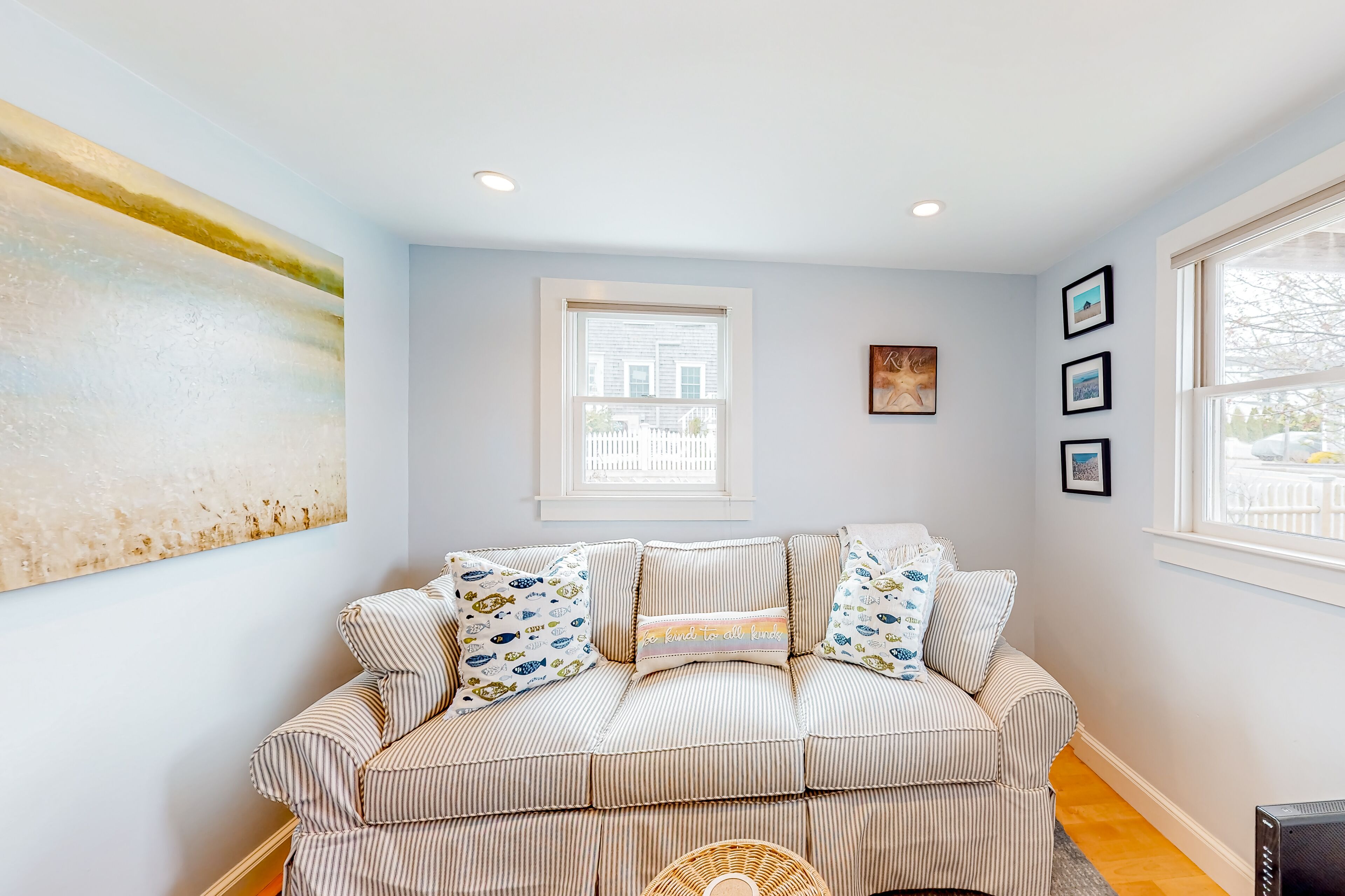 Freestanding cottage with decks, steps from Commercial Street & the beach