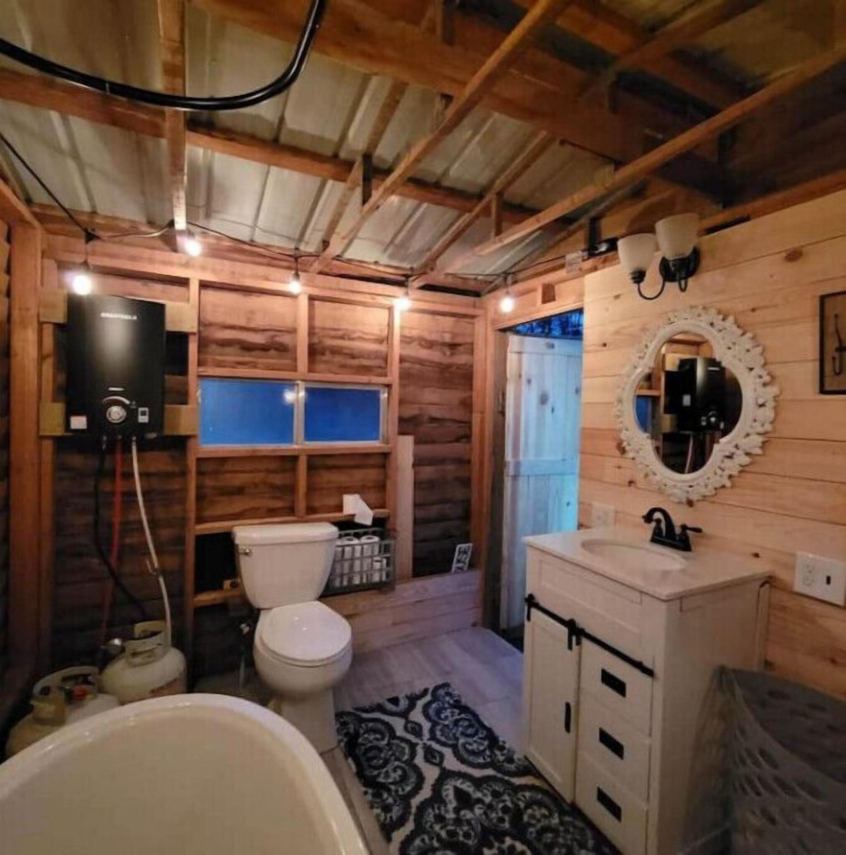 Secluded tent in Bankhead