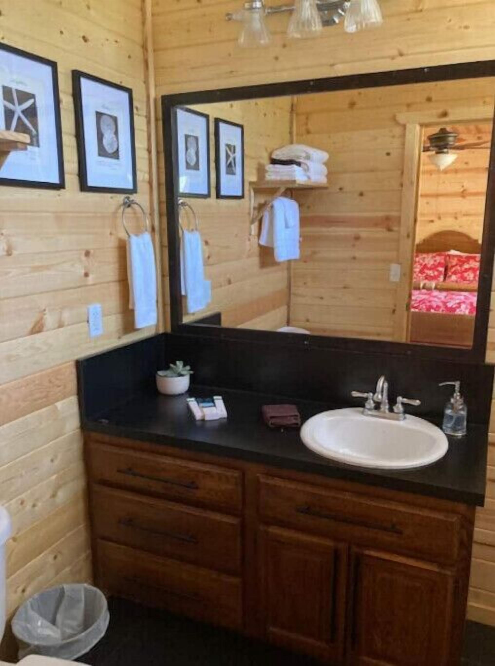 Come stay at a quaint 5 bedroom house our in the country!