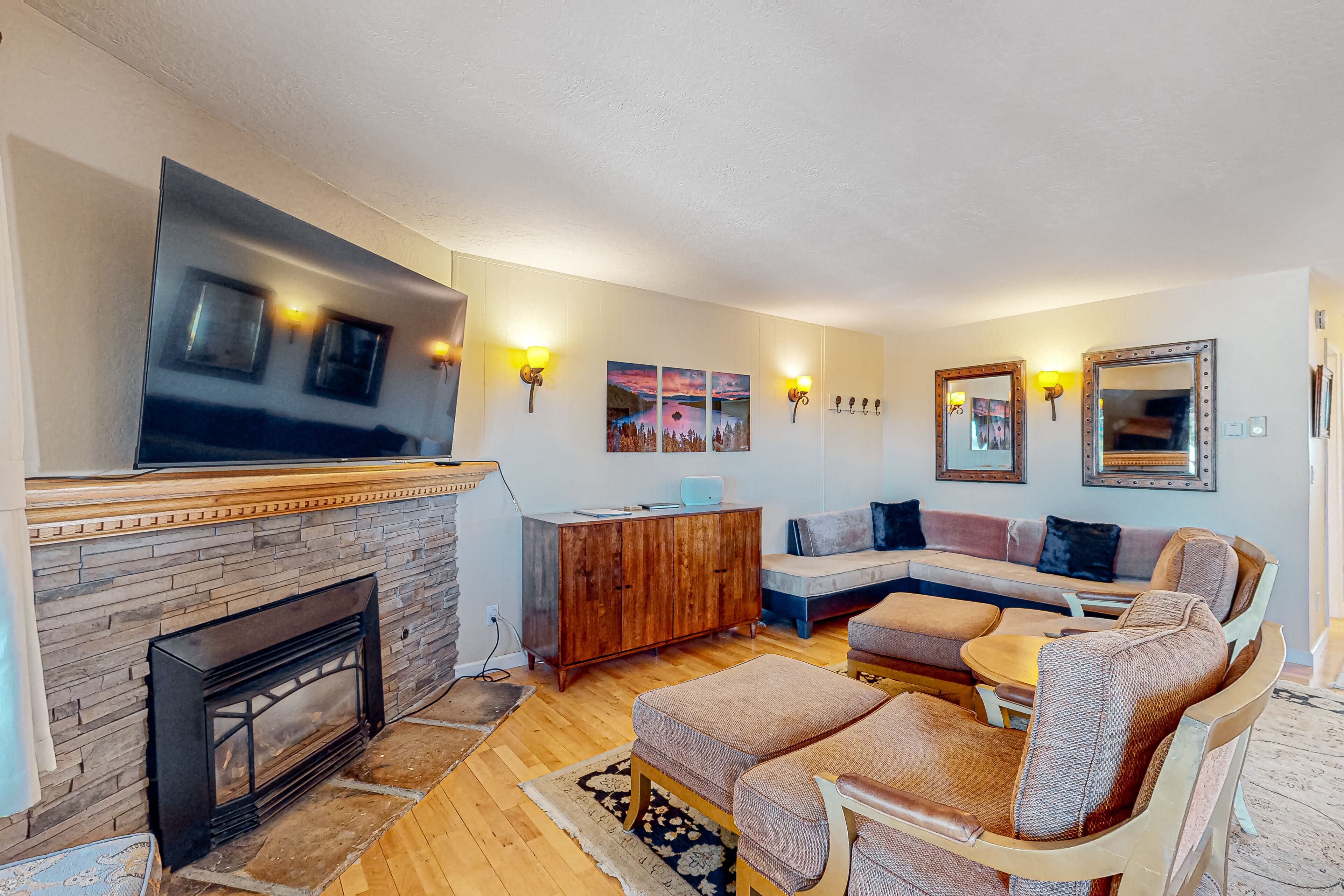 Beautiful Lake Tahoe condo with magnificent lake views