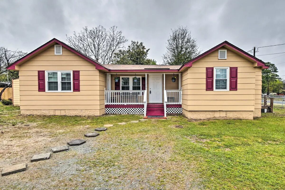 Fayetteville Vacation Home !