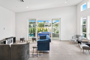 Living area - Tranquil Indian Wells Retreat: Pool, Spa, Views/Desert Dream: Mid-Century Modern (Indian Wells)