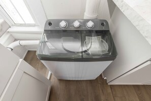 Interior - Modern 1BD near Logan St Market (Louisville)