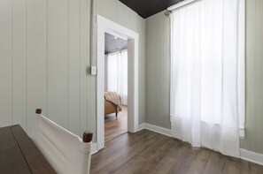 Interior - Modern 1BD near Logan St Market (Louisville)