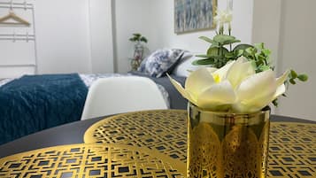 1 sovrum, wi-fi och sÀngklÀder