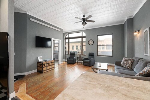 Downtown Spearfish Loft East