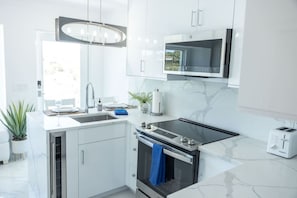 Fridge, microwave, stovetop, dishwasher - Dolphin Suites Unit 6 (Cruz Bay)