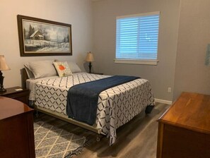 3 bedrooms, desk, iron/ironing board, travel cot