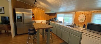 charming cottage in nevada city