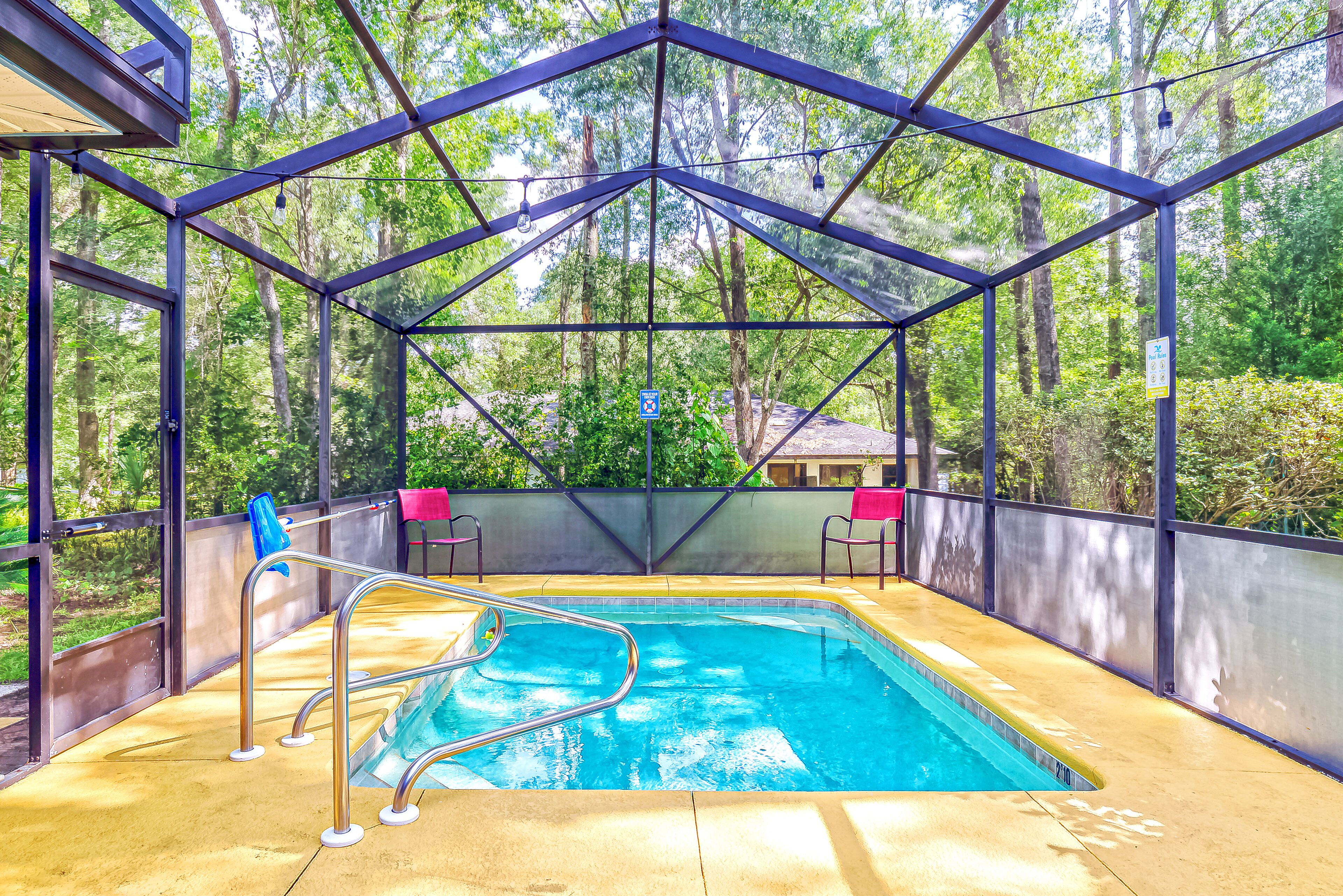 Rainbow Springs Haven + Pool + Game Room Kayaks