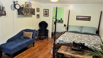 1 sovrum, skrivbord, gratis wi-fi och sÀngklÀder