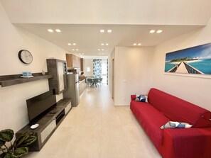 Smart TV - ISLAND, APARTMENT IN THE CENTER (Rapallo)