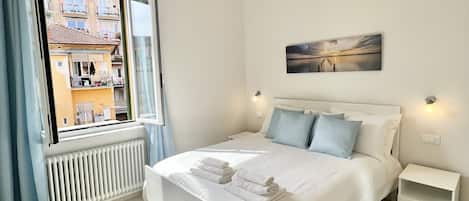 2 Schlafzimmer, Zimmersafe, Bügeleisen/Bügelbrett, Reisekinderbett