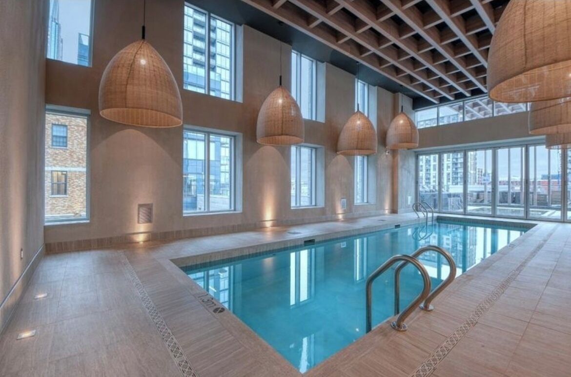 Innenpool, beheizter Pool