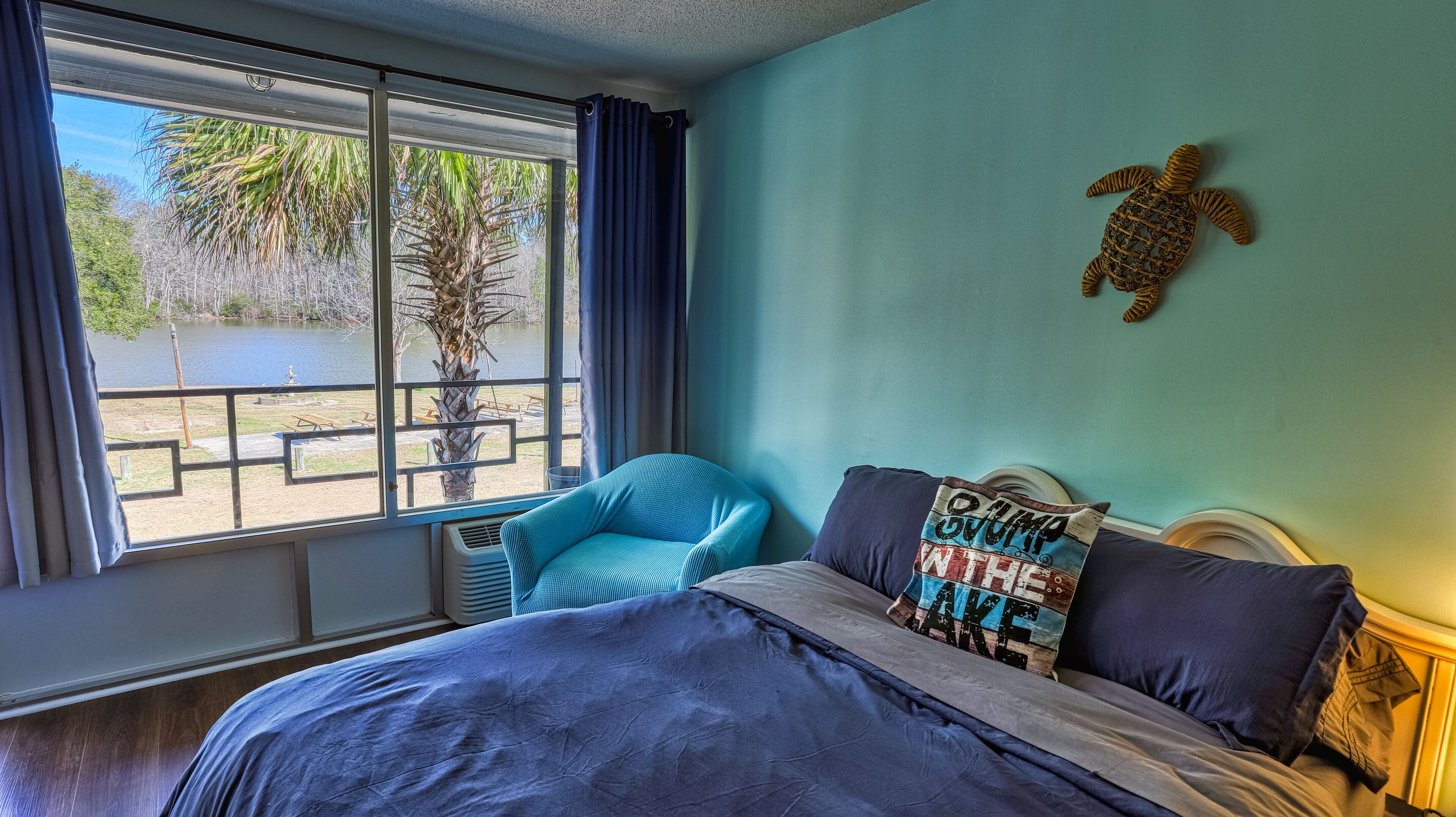 Lakefront Double - Pet friendly