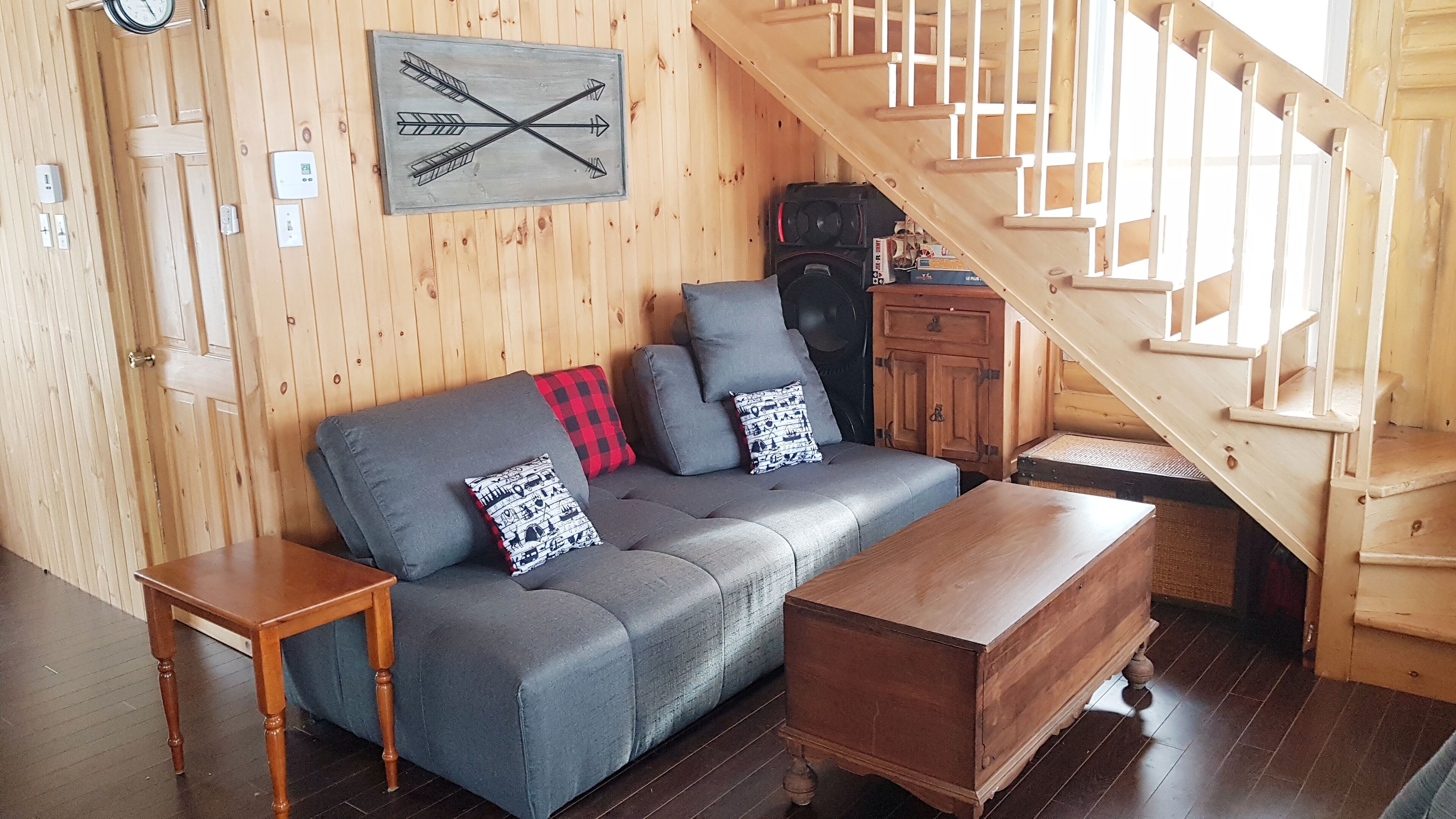 Chalet en Rondins de Bois Avec lac Privé