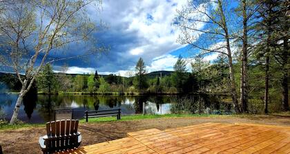 Chalet en Rondins de Bois Avec lac Privé
