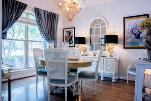 Dining - Casa Italia Retreat — Early Bird Special! Patio Dining & Comfort for 8 (Amarillo)