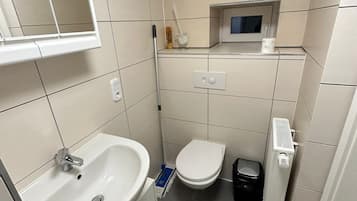 Towels, toilet paper