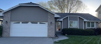 Lower Level of Southwest Omaha home With Private Bedroom and Private Bath