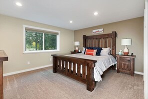3 bedrooms, free WiFi, bed sheets - Riverfront Ranch + Cabin (Sterling)