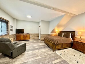 4 camere, una scrivania, Wi-Fi gratuito, lenzuola