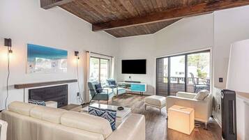 Televisión y oficina