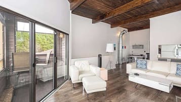 Televisión y oficina