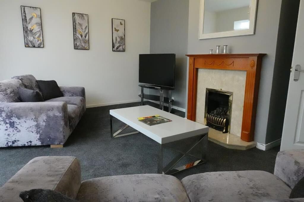 Stylish 3 Bedroom House Near Nec, City Centre