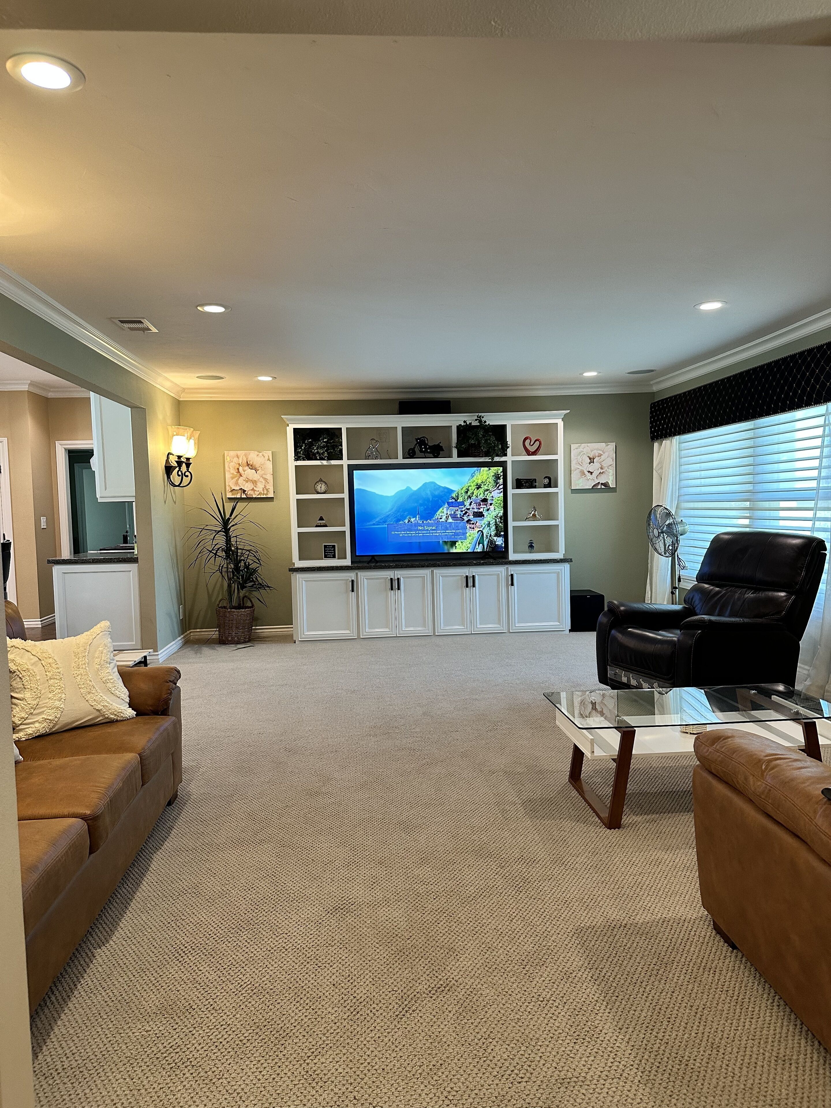 The Pool House Retreat 