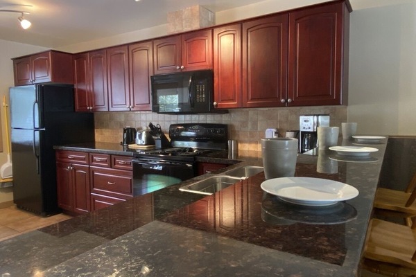 Refrigerador, microondas, horno, placa de cocina