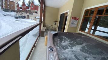 Idromassaggio all'aperto