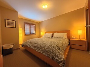 3 habitaciones, escritorio, tabla de planchar con plancha y wifi gratis 