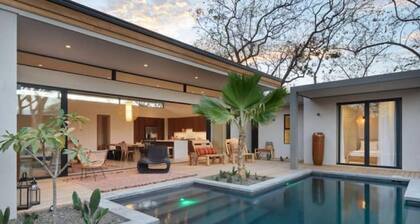Your peaceful oasis in Tamarindo. Complimentary Breakfast and Housekeeping!