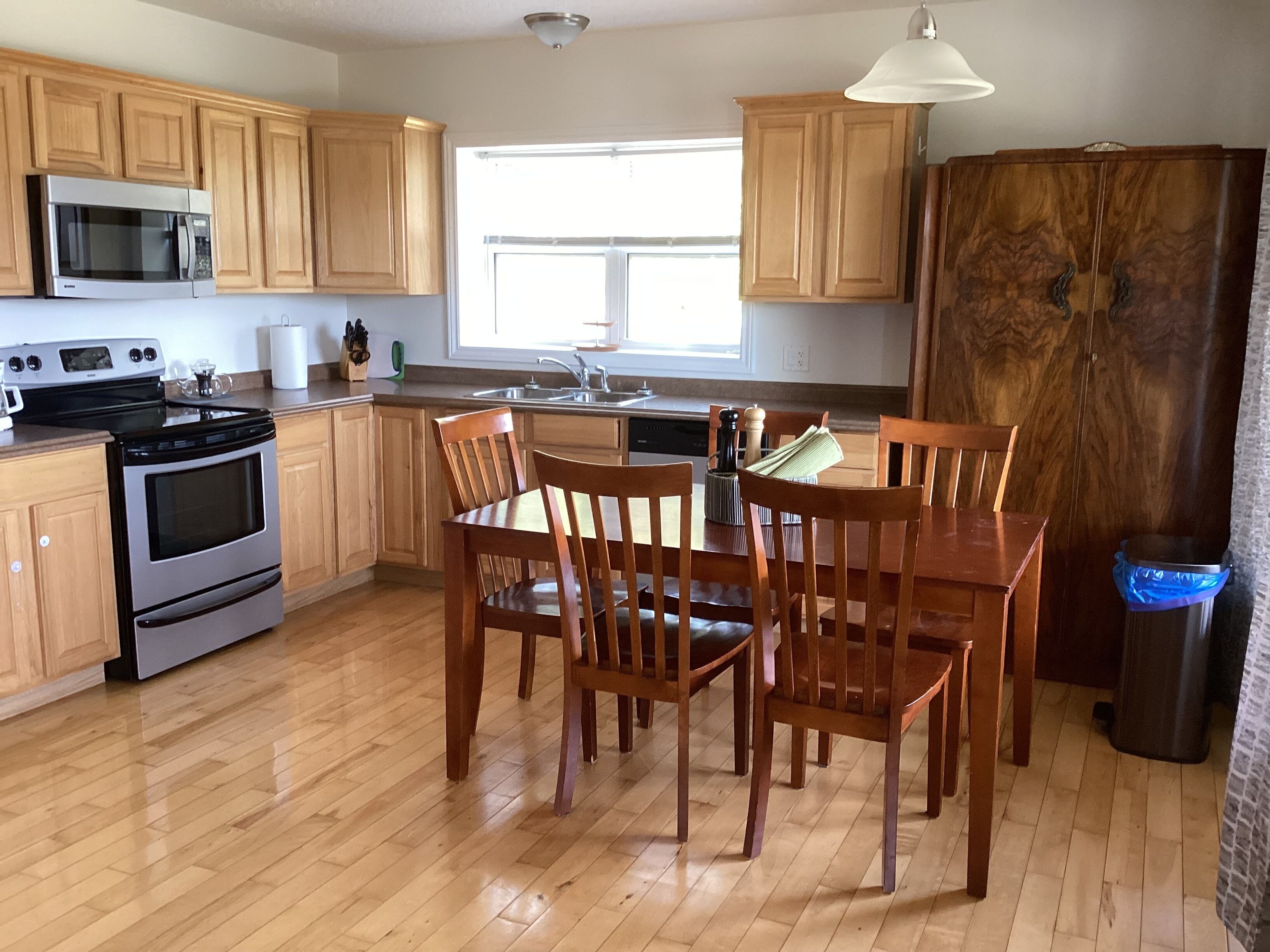 Mechanic Lake Lodge is near Fundy National Park and the Fundy Trail PARKWAY.