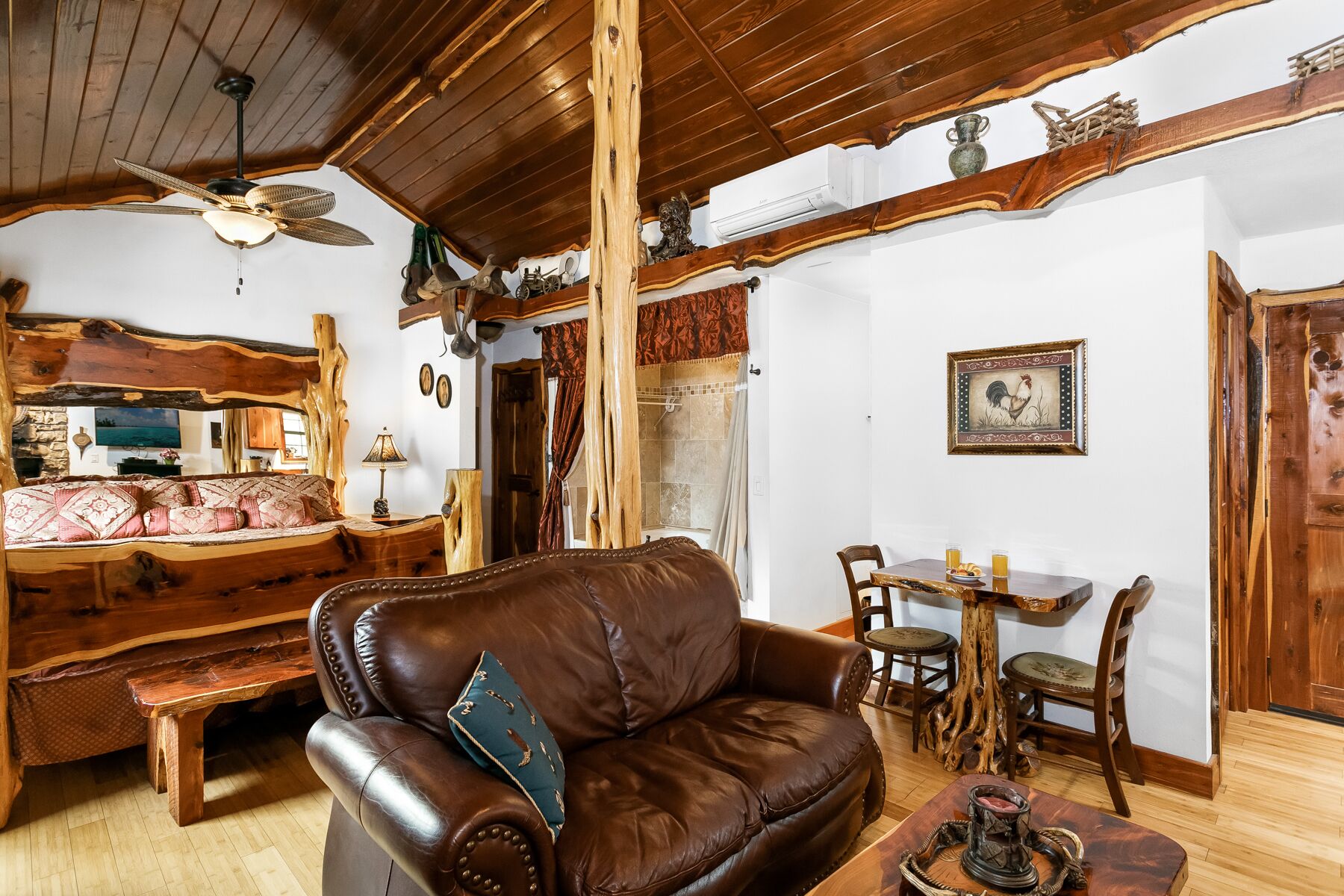 Cedar Bliss Cabin | Rustic 1/1 | King Bed | Kitchenette, Jacuzzi for 2, Ambiance Fireplace + more