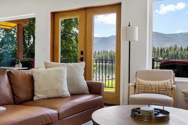 Een smart-tv en een open haard