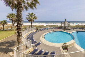 Piscine couverte