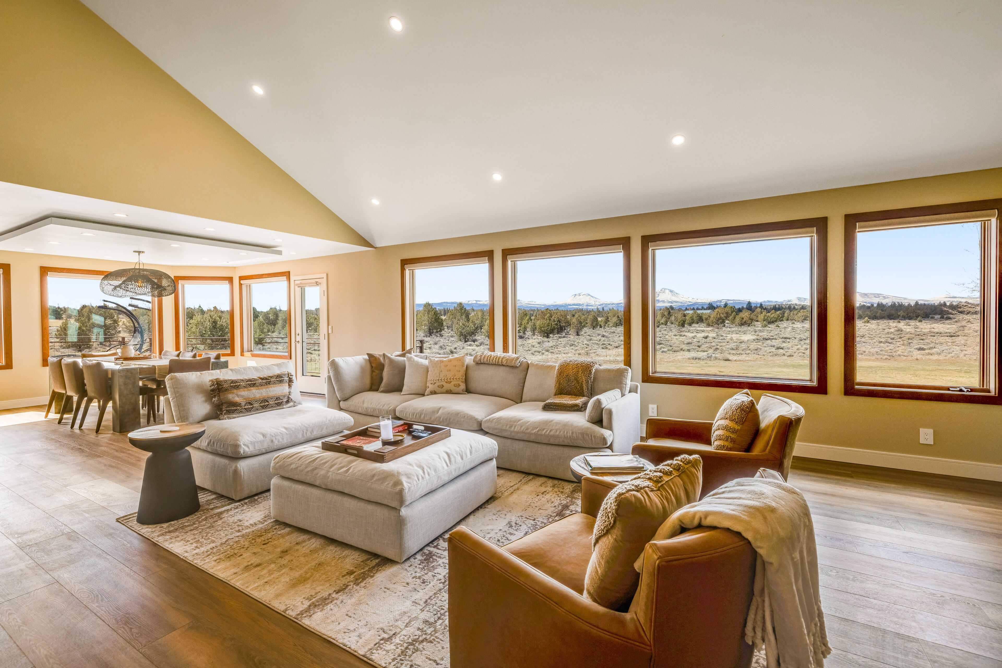 Completely renovated home with amazing mountain view & 2 fireplaces