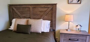 4 quartos, ferros/tábuas de passar roupa, Wi-Fi, roupa de cama