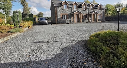 Lovely Cottage for Your Perfect Country Retreat, Kildare Cottage 1000