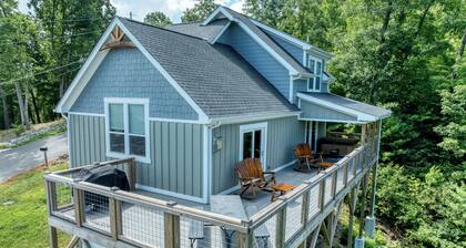 Brand new luxury home with a magnificent view , and luxurious hot-tub