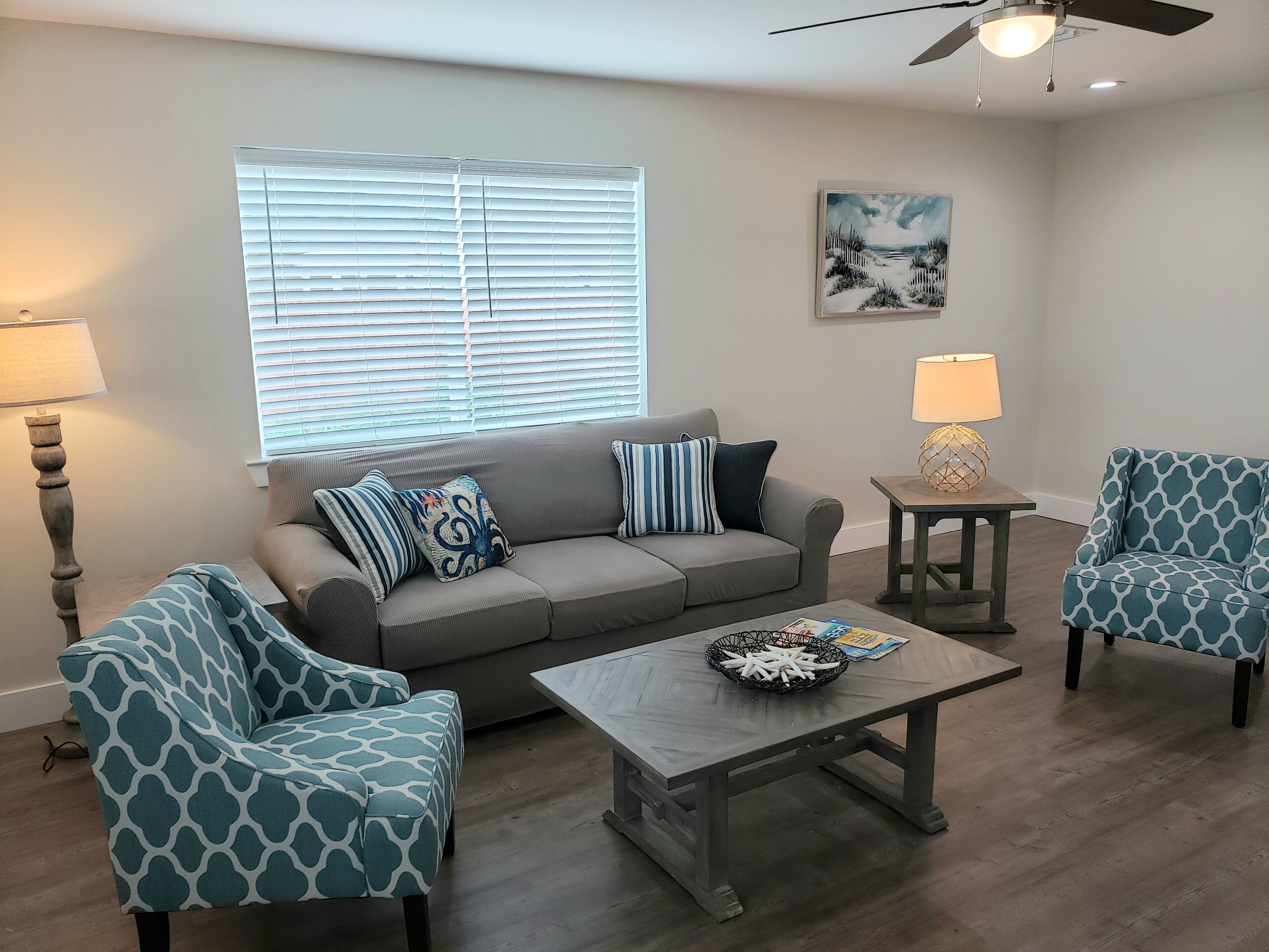 Sunshine Getaway, new 2br/2ba for family up to 6