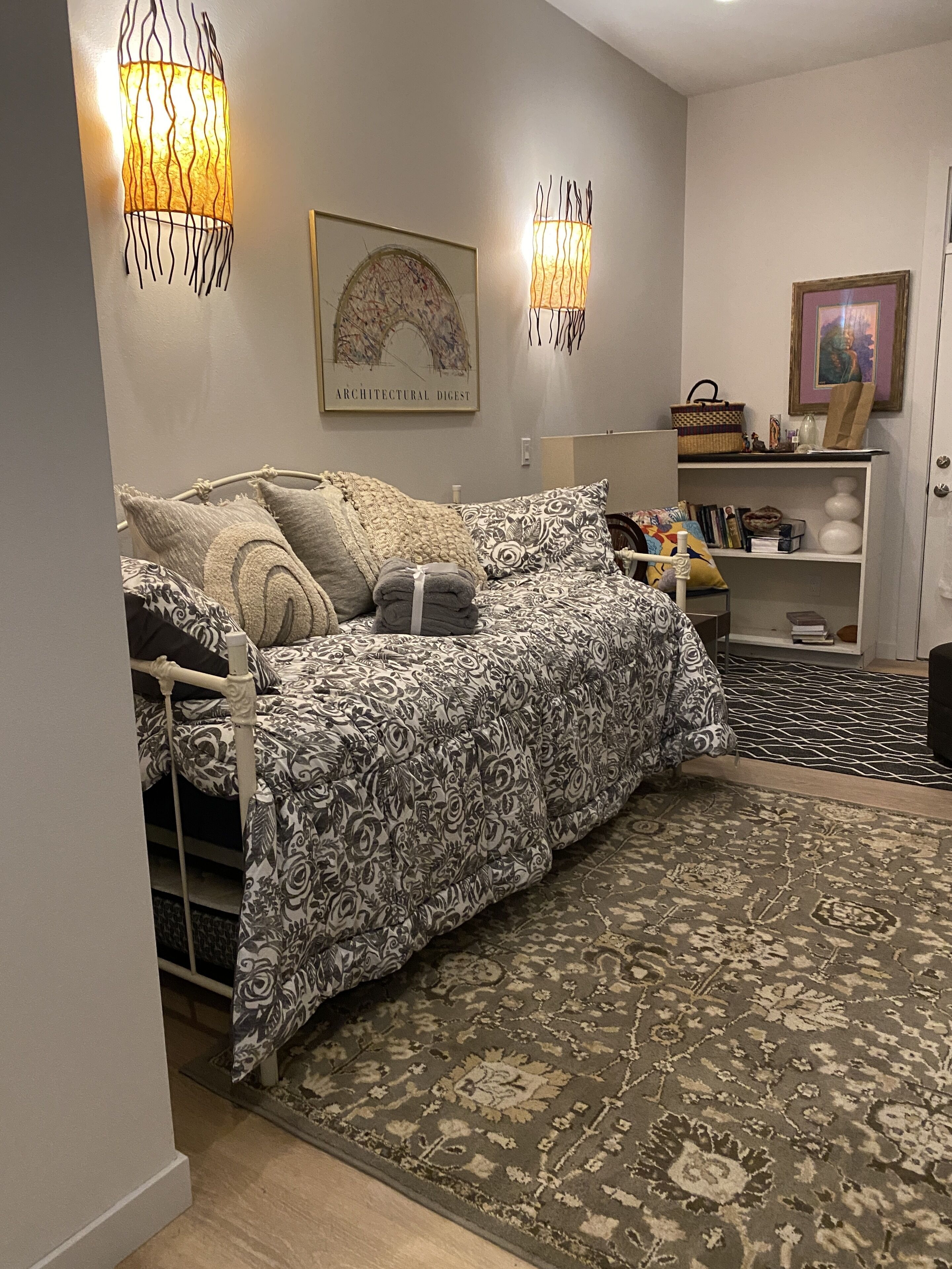 Langley Guest Suite Getaway with Deck overlooking Holmes Harbor