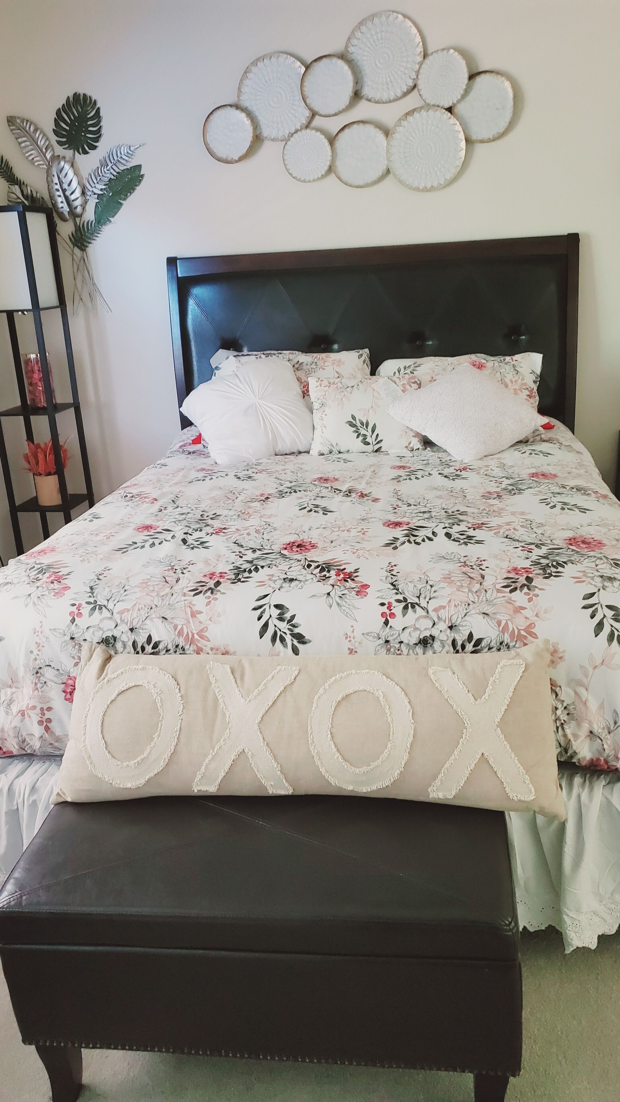 This amazing home boasts a wonderful open floor plan, a formal dining area.